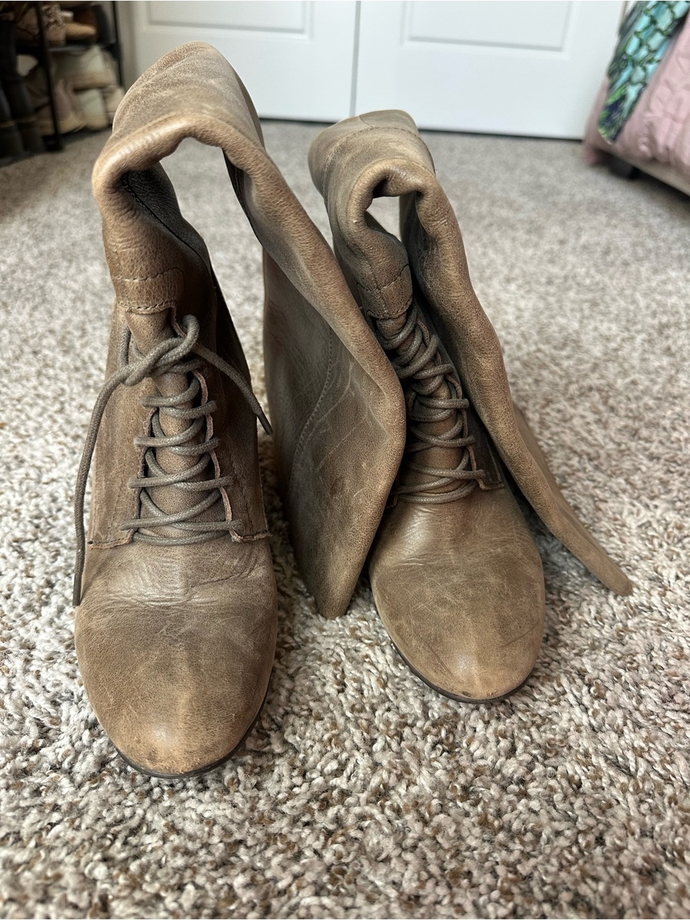 Acer women’s Tan Leather wedge Lace-Up Boots